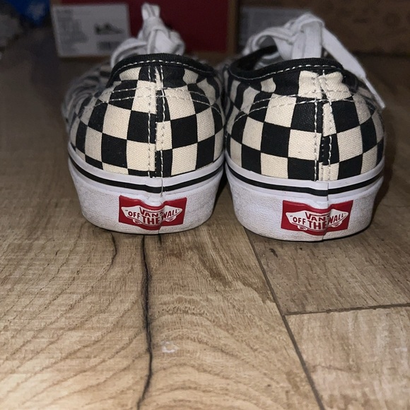 Lace up checkered vans - Picture 3 of 4
